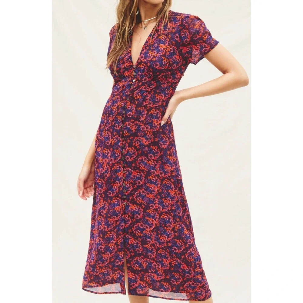 Dress Forum Short Sleeve Floral Button Front Midi Dress in Purple Red Size S NWT - Picture 2 of 13